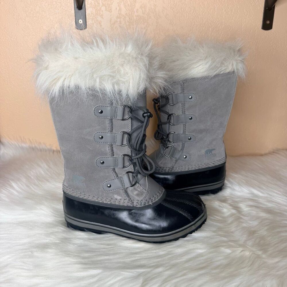 Sorel Youth Grey Joan Of Arctic Waterproof Suede Snow Boots Size 4